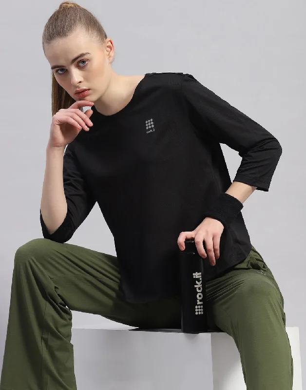 Women Black Solid Round Neck Half Sleeve Top garde