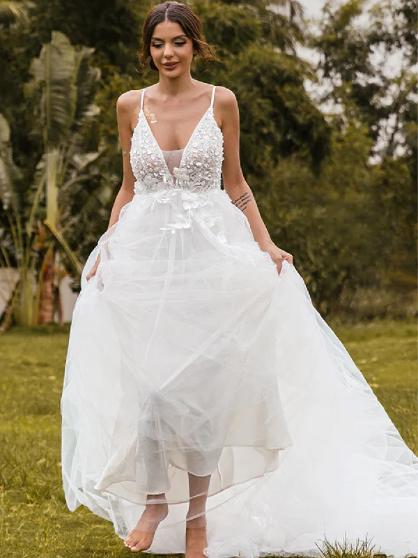 Deep V Neck A line Wedding Dress Country Princess Tulle Dapper Women's Bow - adorned Deep V Neck A line Wedding Dress Country Princess Tulle Dapper Women's Bow - adorned
