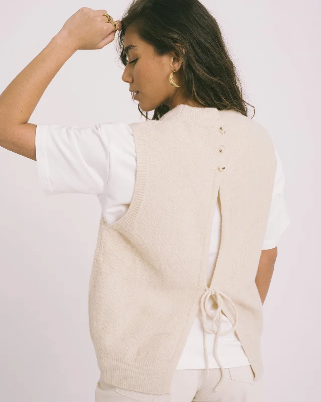 TILTIL Limi Knitted Gilet Beige One Size Business