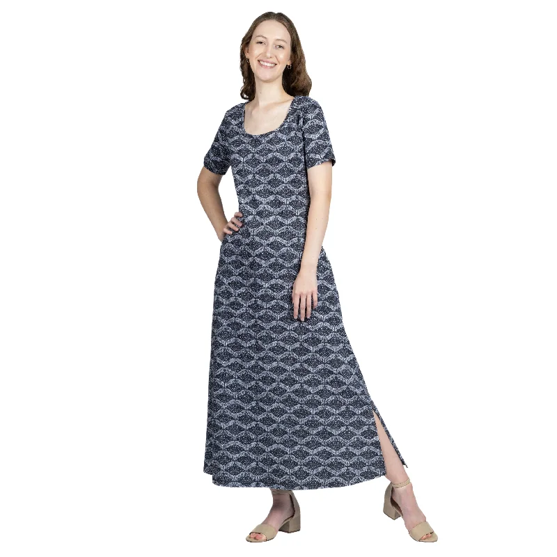 Spotted Eagle Rays Maxi Dress Compression