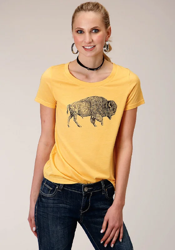 Roper Womens Yellow Poly/Rayon Buffalo S/S T-Shirt Trendy Women's Oversized