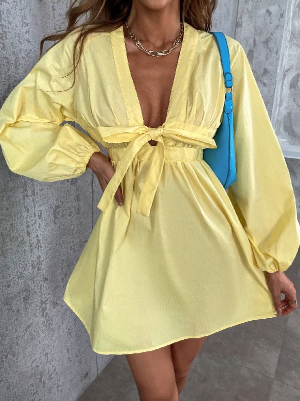 Plain Zipper Long Sleeve Deep V Neck Flared High Waist Short Womens Dress Bold Women's Statement Plain Zipper Long Sleeve Deep V Neck Flared High Waist Short Womens Dress Bold Women's Statement