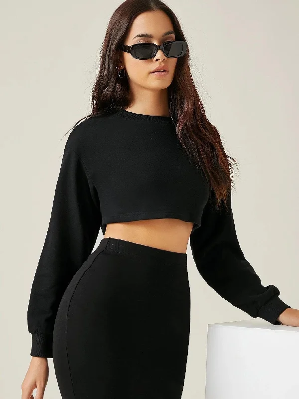 Womens Boxy Crop Full Sleeve Solid Sweatshirt (BLACK) Geometric