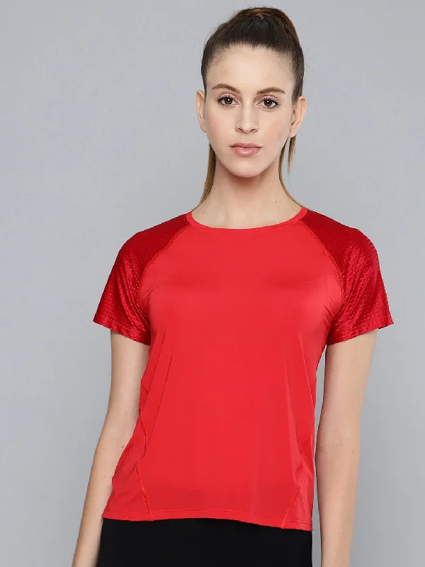 Women's Red Colourblocked Slim Fit Training or Gym T-shirt Laid - back Women's Vibe