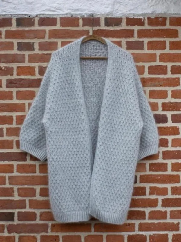 Cardi Cocoon by Anne Ventzel, No 20 + Silk mohair yarn kit (ex pattern) French