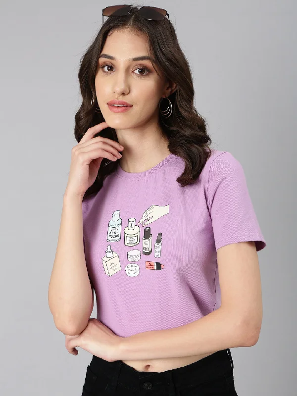 Women Lavender Typographic Crop Slim Fit Tshirt garde