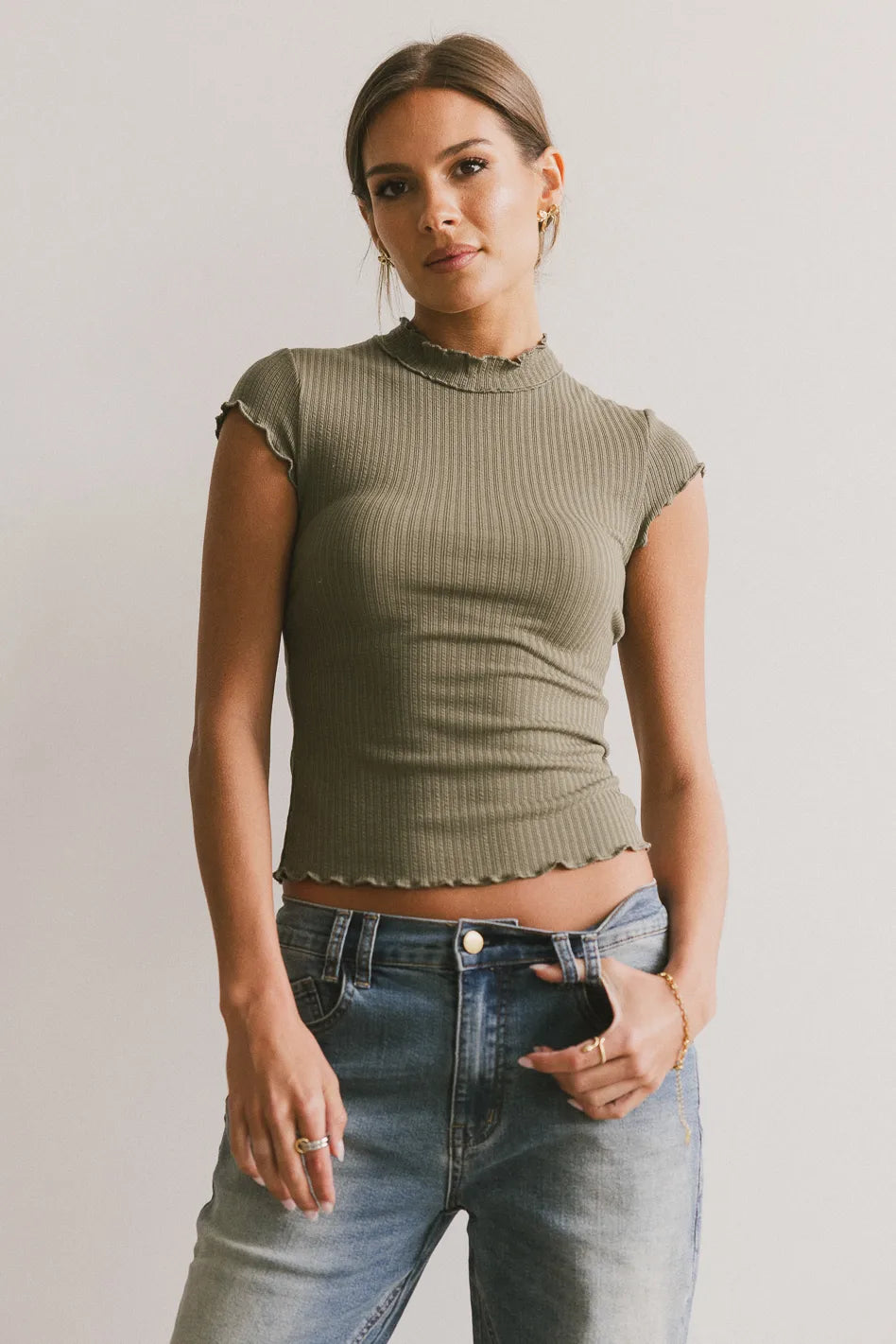 Casey Lettuce Hem Tee in Olive Laid - back Women's Style